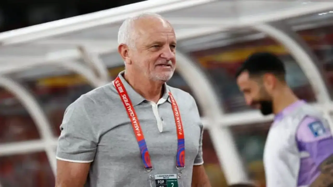 أرنولد يعلن موعد الإعلان عن قائمة العراق النهائية لكأس العالم 2026
